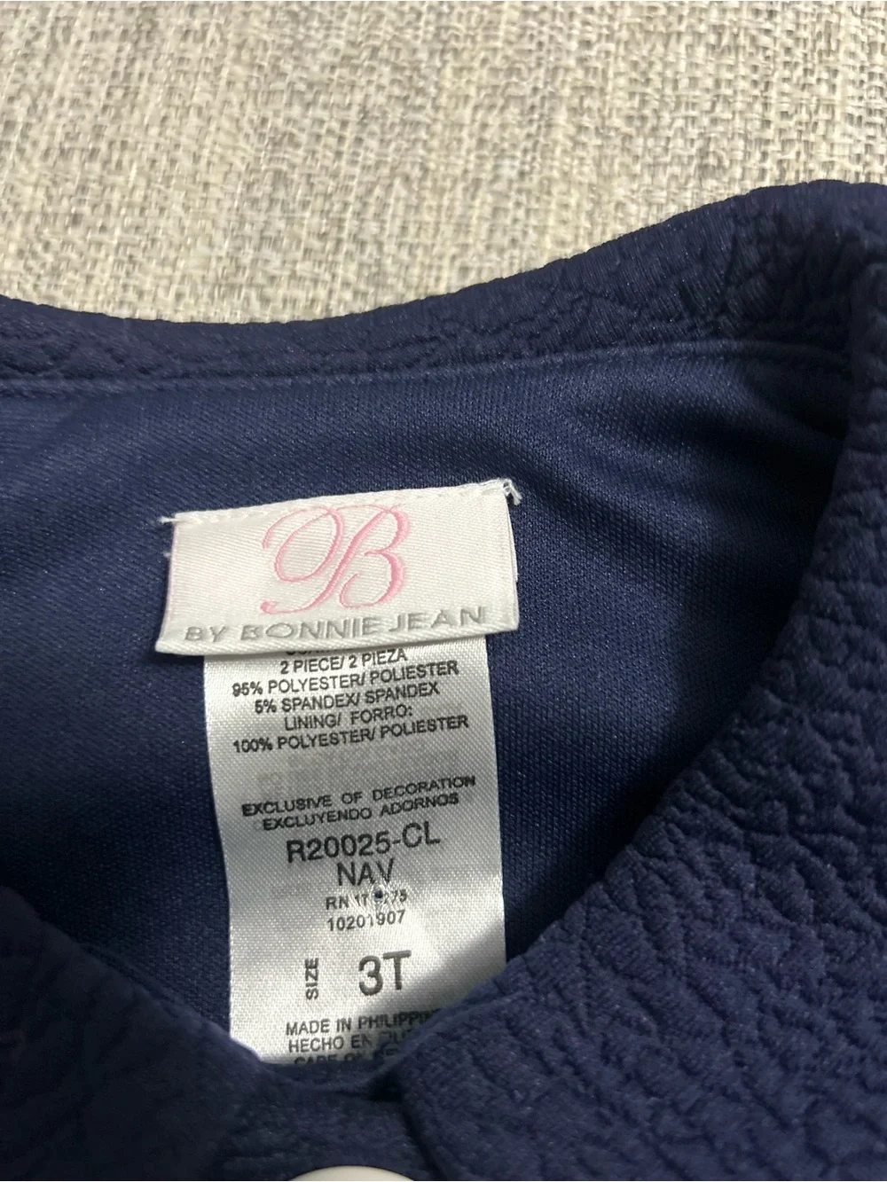 Bonnie Jean Navy Coat w Bows.    Size 3T. NWT